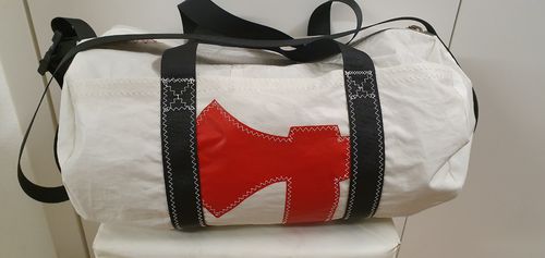 Tasche "PIRAT" aus recyceltem Segel